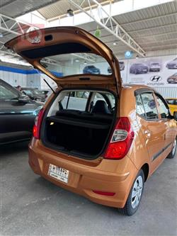 هیوندای i10